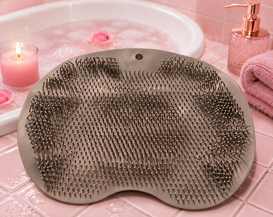 Tired feet 🦶 come get yourself a nice foot with body sponge 🧽 feel cozy and relaxed right after a nice bubble bath scrub ✨